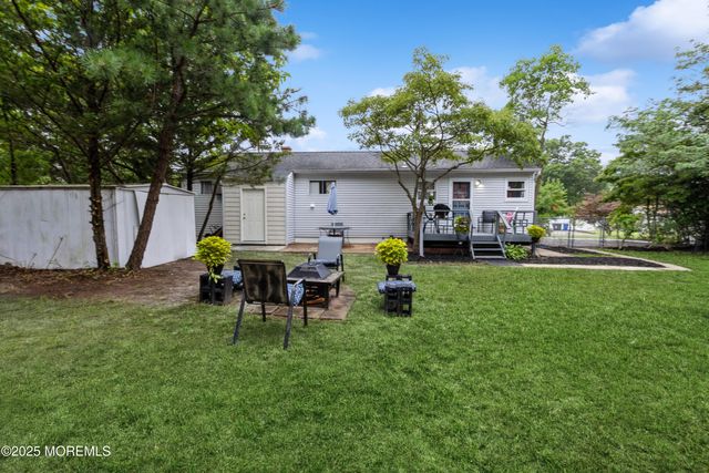 19 Ashwood Drive, Brick, NJ 08723