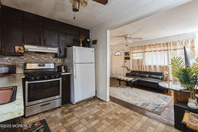 19 Ashwood Drive, Brick, NJ 08723