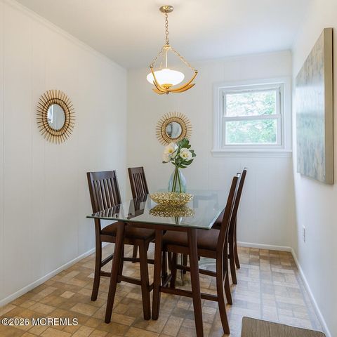 19 Ashwood Drive, Brick, NJ 08723