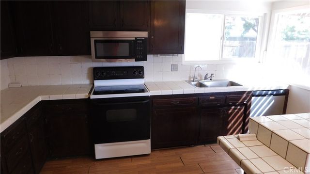 2257 E Olive, Merced, CA 95340