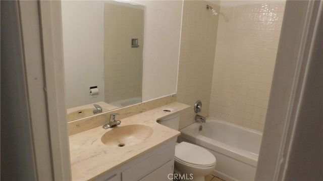 2257 E Olive, Merced, CA 95340