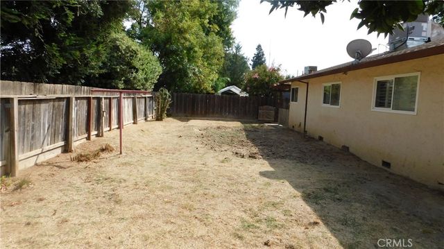 2257 E Olive, Merced, CA 95340