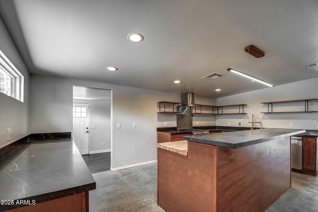 1612 E GAYLON Drive, Tempe, AZ 85282