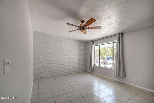 1612 E GAYLON Drive, Tempe, AZ 85282