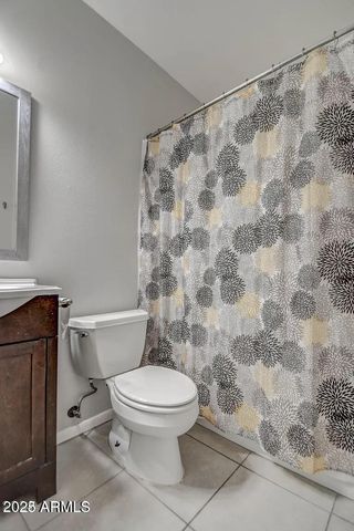 1612 E GAYLON Drive, Tempe, AZ 85282