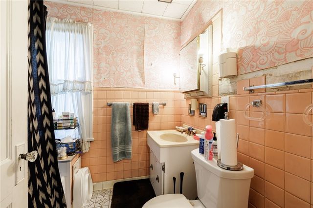 316 Ravenwood Avenue, Rochester, NY 14619