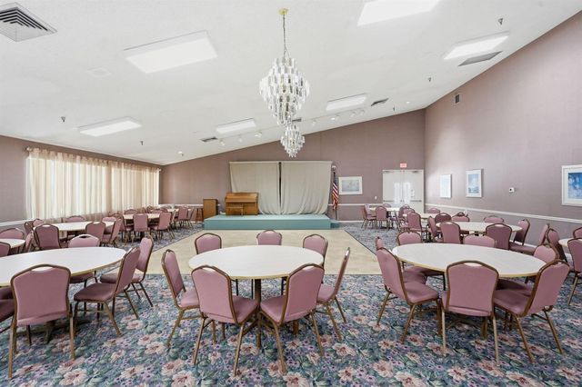 3146 Via Poinciana 307, Lake Worth, FL 33467