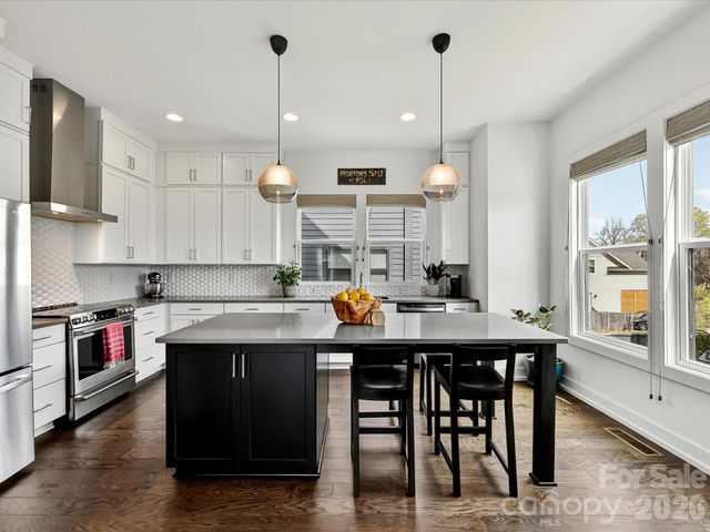 1613 Parkwood Avenue, Charlotte, NC 28205