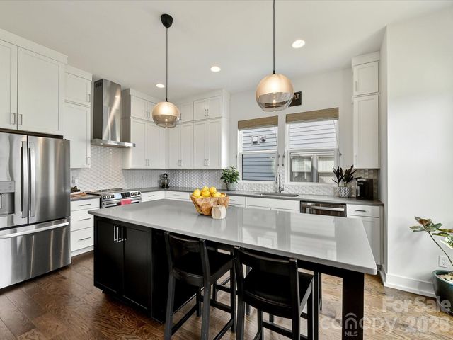 1613 Parkwood Avenue, Charlotte, NC 28205