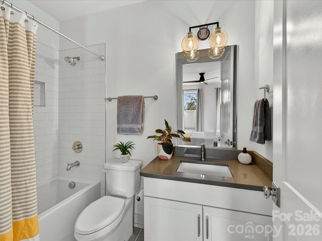 1613 Parkwood Avenue, Charlotte, NC 28205