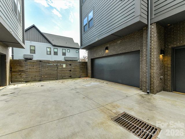 1613 Parkwood Avenue, Charlotte, NC 28205