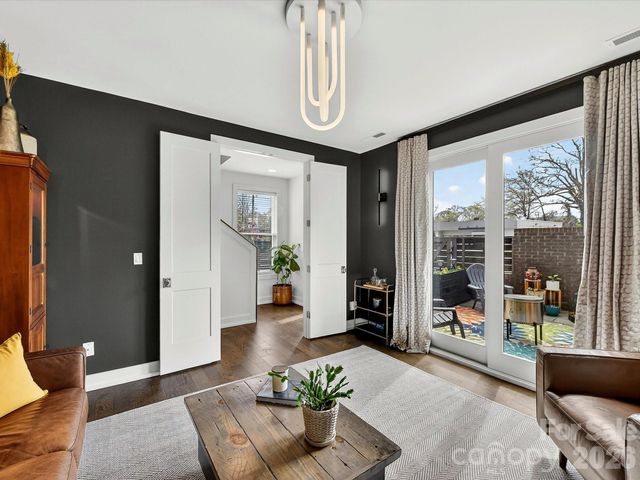 1613 Parkwood Avenue, Charlotte, NC 28205