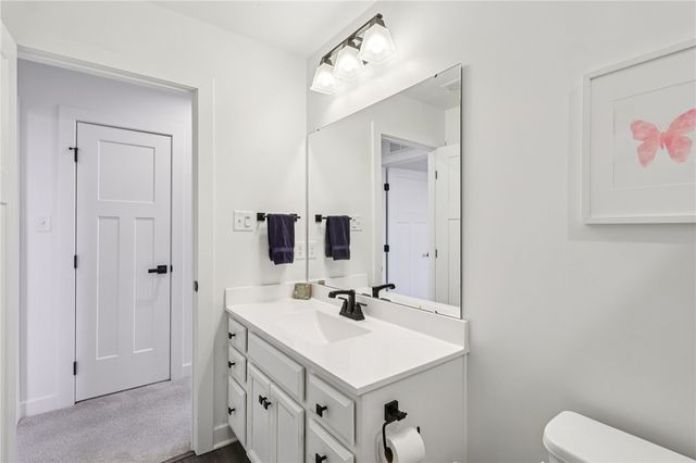 2001 Tamarack Crt, Cecil, PA 15057