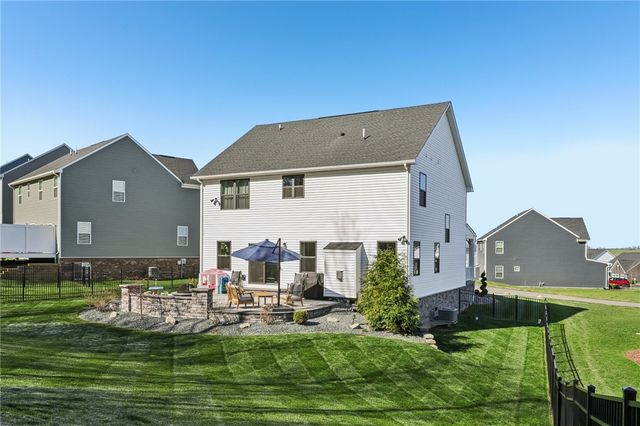 2001 Tamarack Crt, Cecil, PA 15057