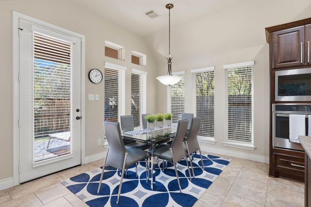 127 Deerchase Drive, Conroe, TX 77384