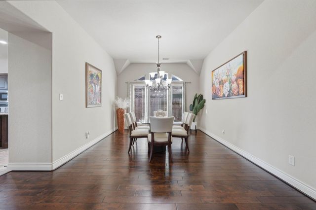 127 Deerchase Drive, Conroe, TX 77384