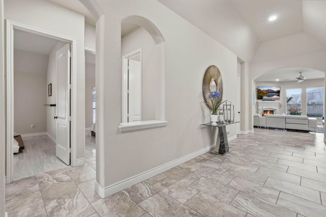 127 Deerchase Drive, Conroe, TX 77384