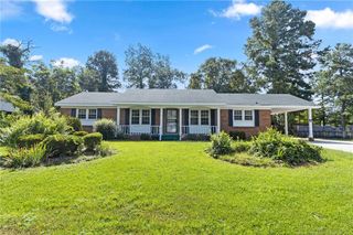 991 Wayside Road, Fayetteville, NC 28314