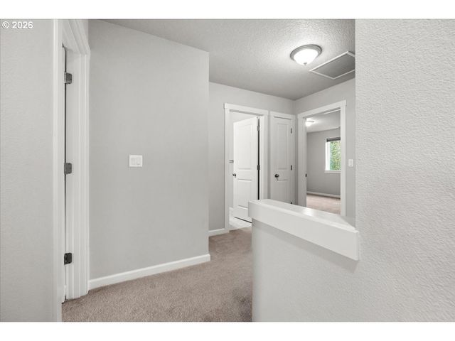 1593 19TH Ave, Forest Grove, OR 97116