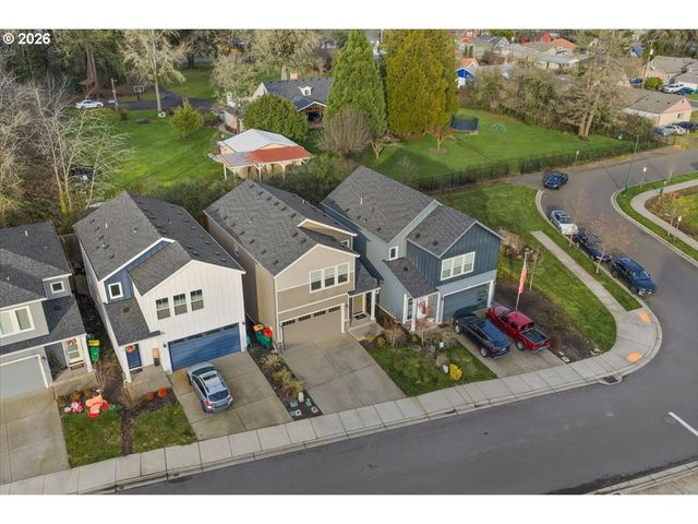 1593 19TH Ave, Forest Grove, OR 97116