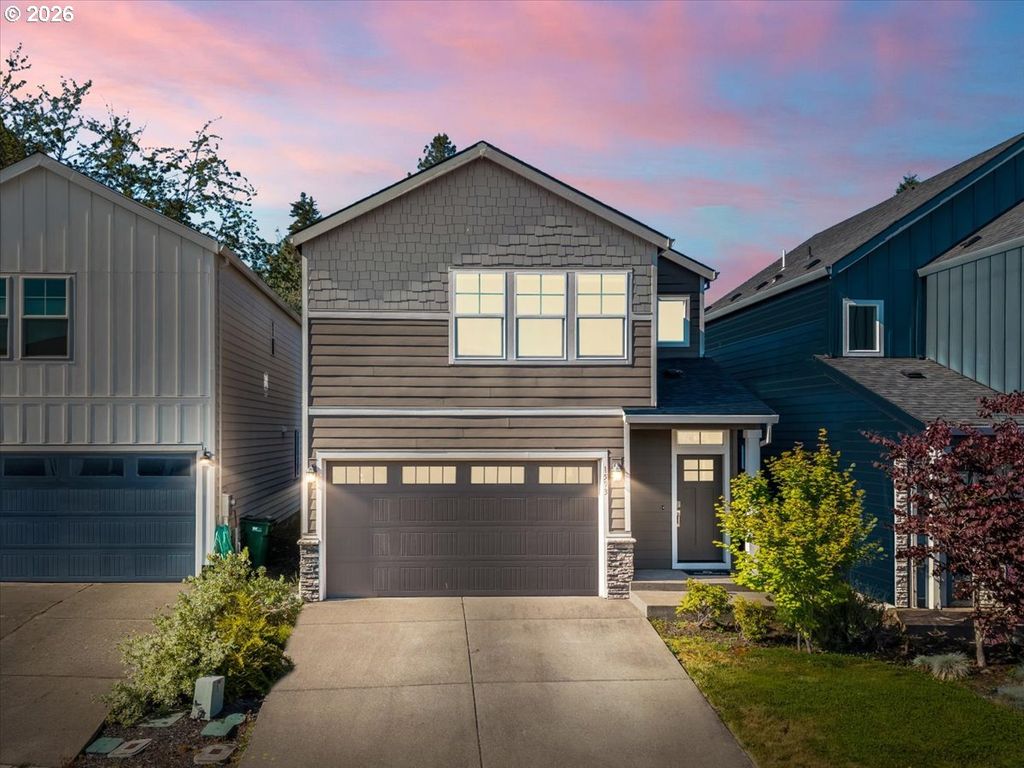 1593 19TH Ave, Forest Grove, OR 97116