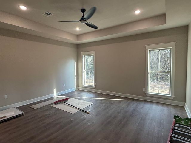 2115 Secretariat Way, Searcy, AR 72143