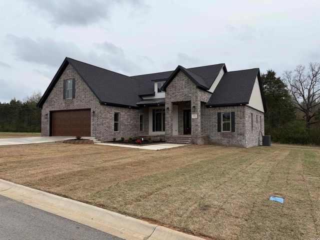 2115 Secretariat Way, Searcy, AR 72143