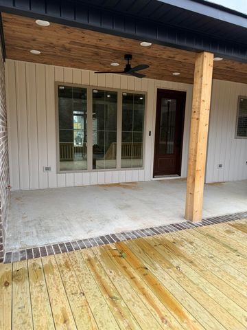 2115 Secretariat Way, Searcy, AR 72143