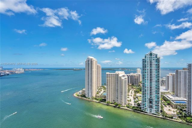 325 S Biscayne Blvd 3921, Miami, FL 33131