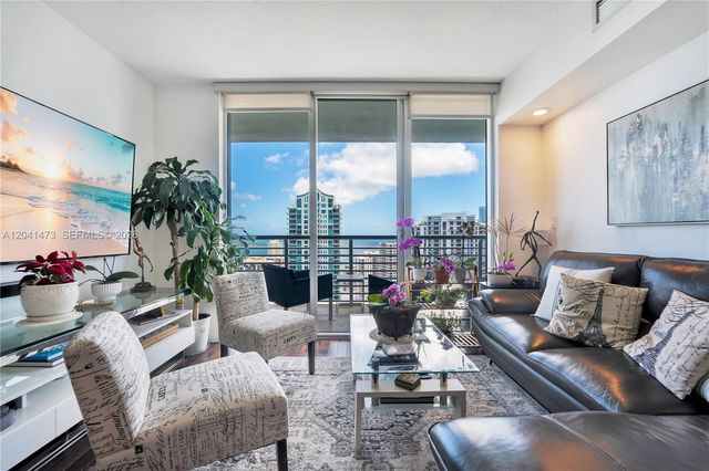 325 S Biscayne Blvd 3921, Miami, FL 33131