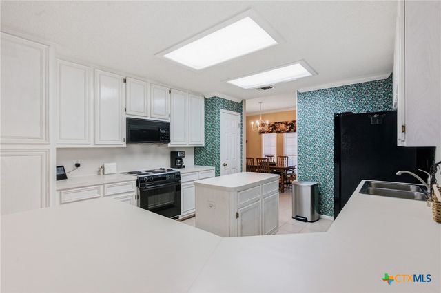 306 Cherrystone Circle, Victoria, TX 77904