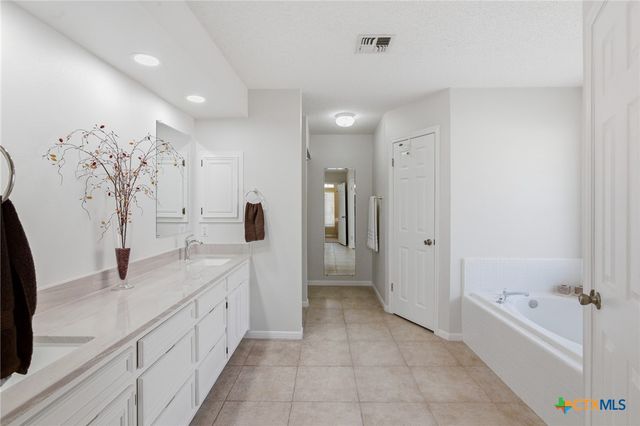 306 Cherrystone Circle, Victoria, TX 77904