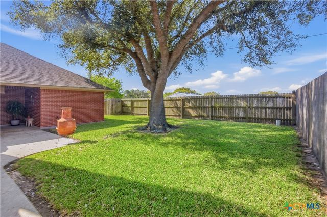 306 Cherrystone Circle, Victoria, TX 77904