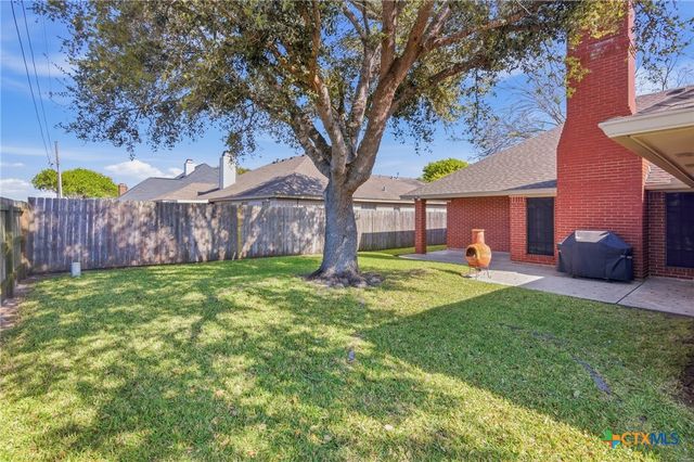 306 Cherrystone Circle, Victoria, TX 77904