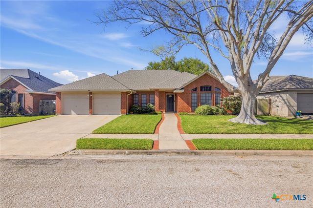 306 Cherrystone Circle, Victoria, TX 77904