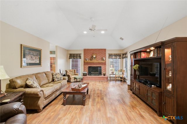 306 Cherrystone Circle, Victoria, TX 77904