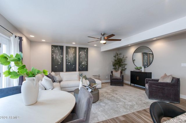 8588 E INDIAN SCHOOL Road A, Scottsdale, AZ 85251