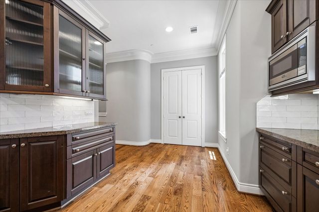 5306 La Branch Street, Houston, TX 77004