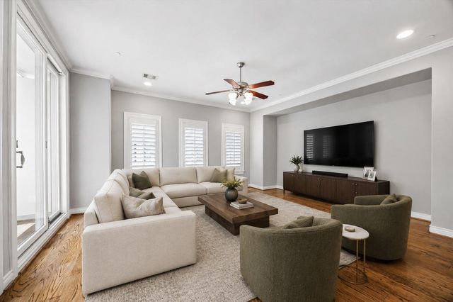 5306 La Branch Street, Houston, TX 77004
