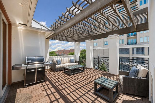 5306 La Branch Street, Houston, TX 77004