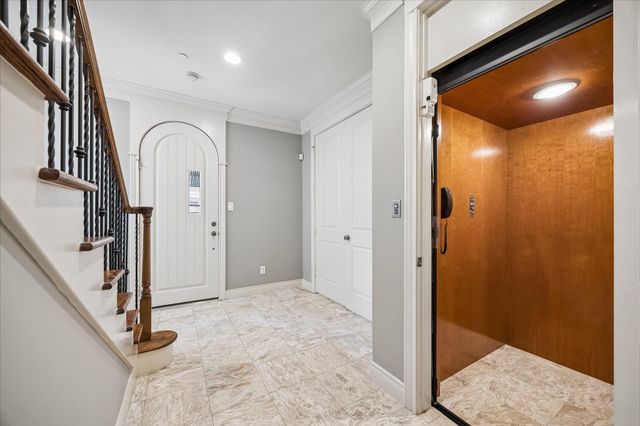 5306 La Branch Street, Houston, TX 77004