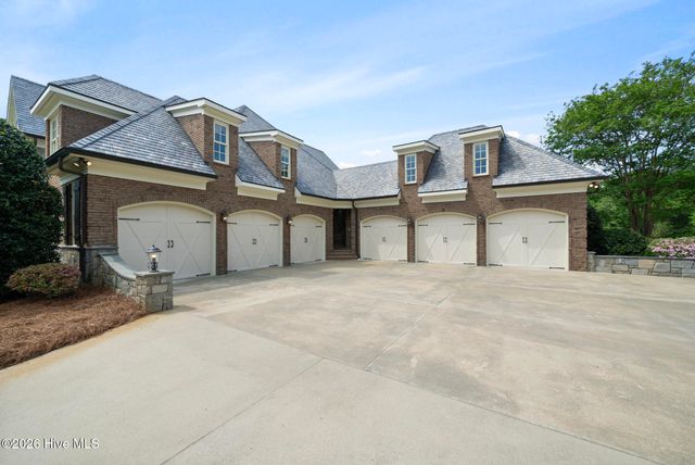 1181 Middle Road, Fayetteville, NC 28312