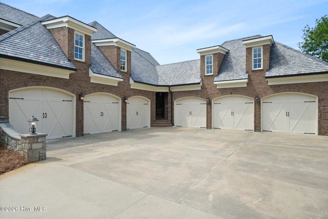1181 Middle Road, Fayetteville, NC 28312