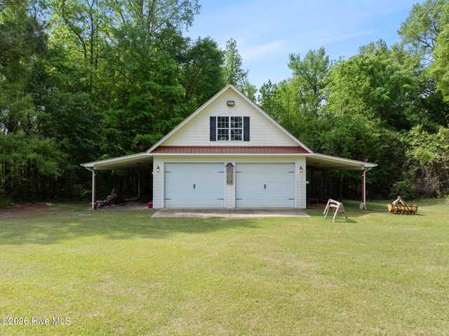 1181 Middle Road, Fayetteville, NC 28312
