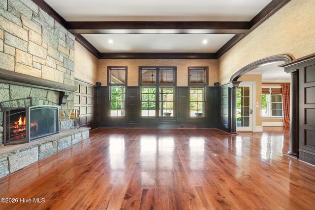 1181 Middle Road, Fayetteville, NC 28312