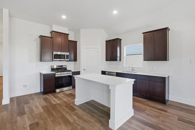 2411 Stonebriar Lane, Sherman, TX 75092