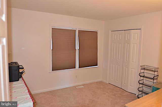 54 LONDON DR, Smyrna, DE 19977