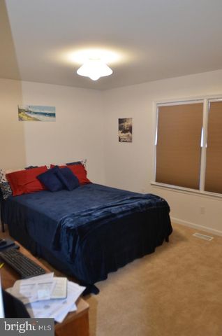 54 LONDON DR, Smyrna, DE 19977