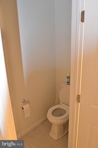 54 LONDON DR, Smyrna, DE 19977