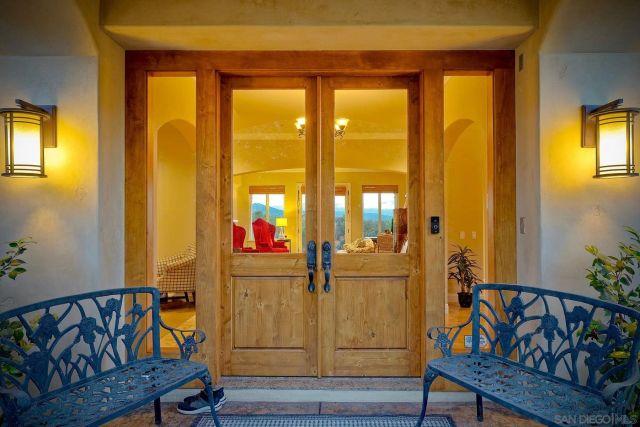 30388 Castlecrest, Valley Center, CA 92082